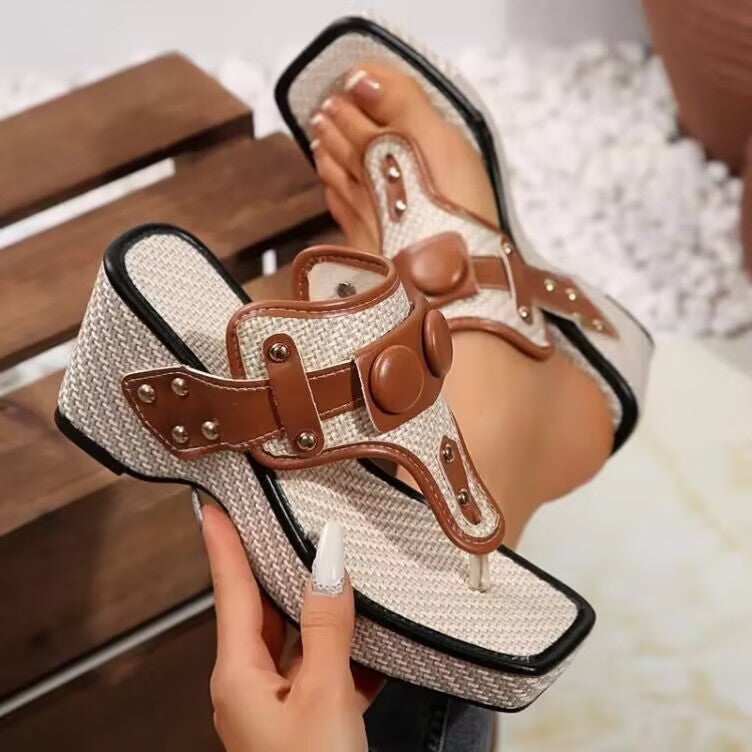 Elena | Zeppe in iuta con bottoni effetto tartaruga