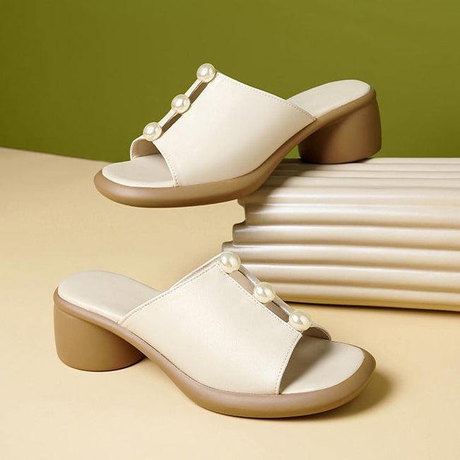 Sienna | Mules con zeppa e perle