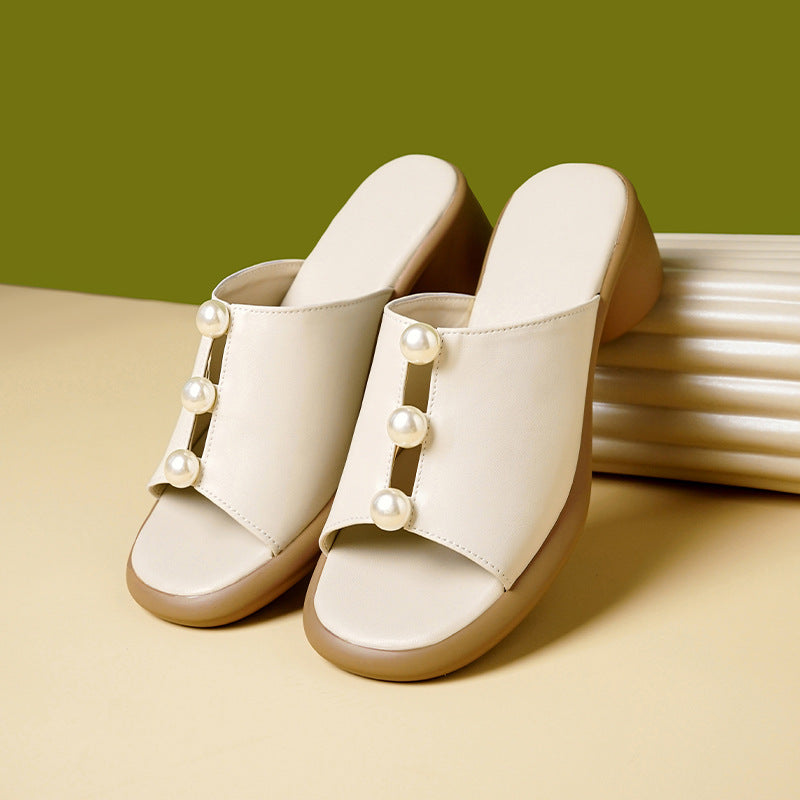 Sienna | Mules con zeppa e perle