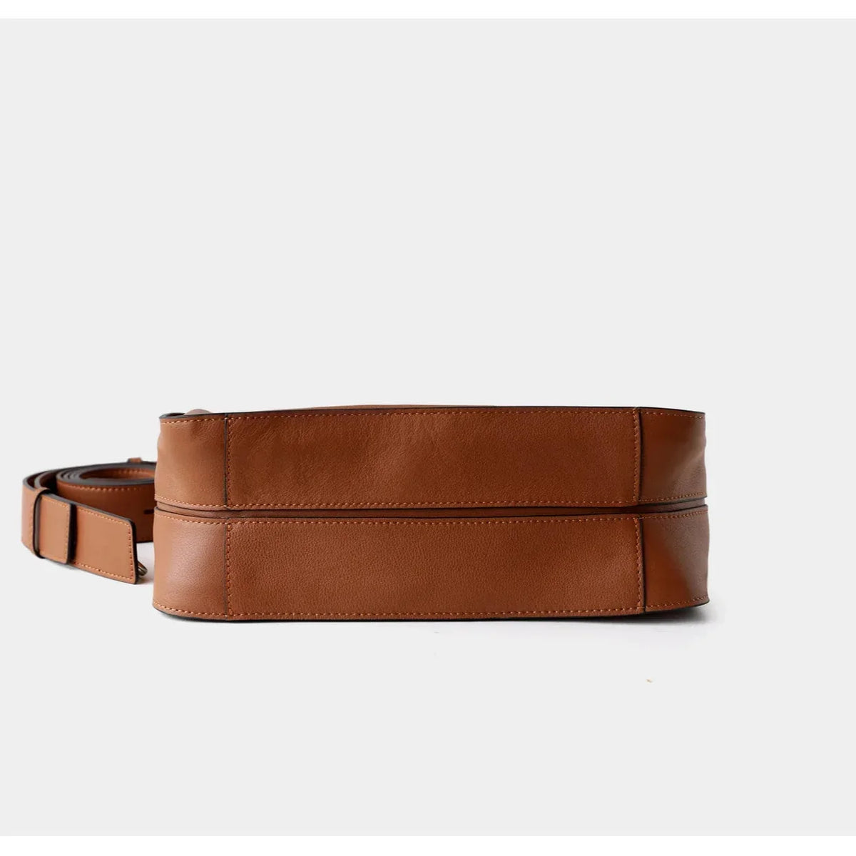 Selene | Borsa a spalla in pelle
