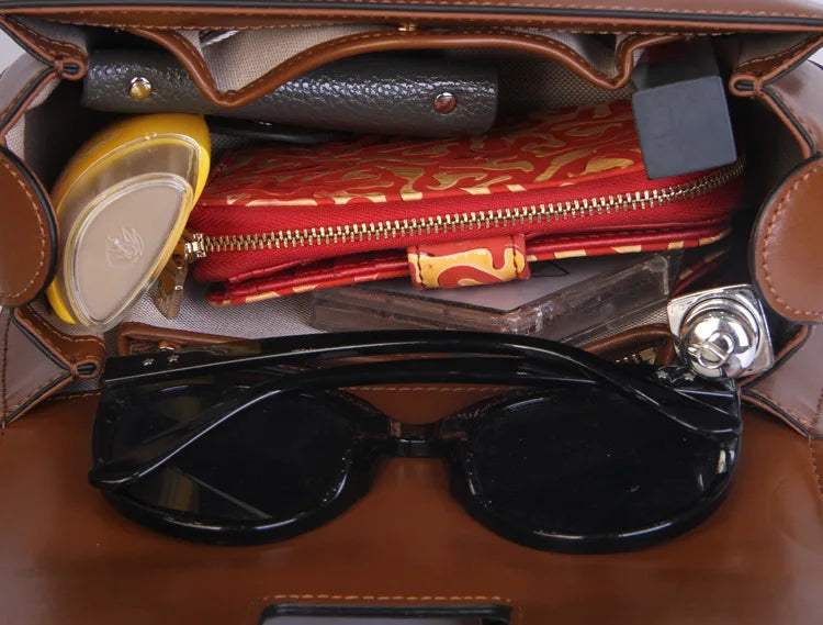 Astor | Borsa in pelle con manico in bambù