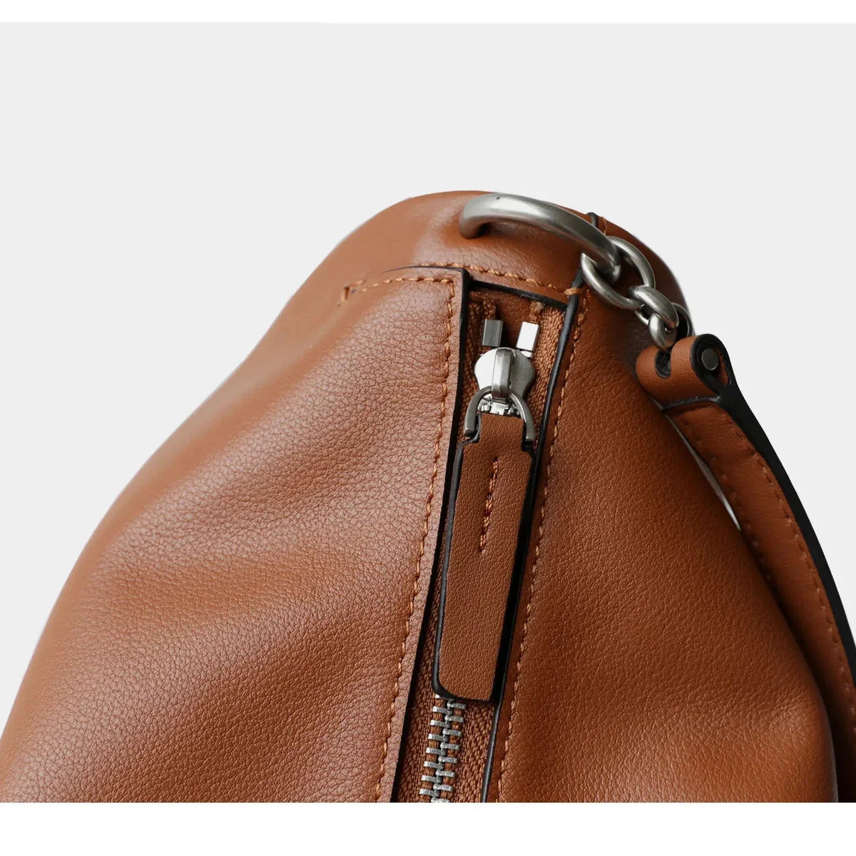 Selene | Borsa a spalla in pelle
