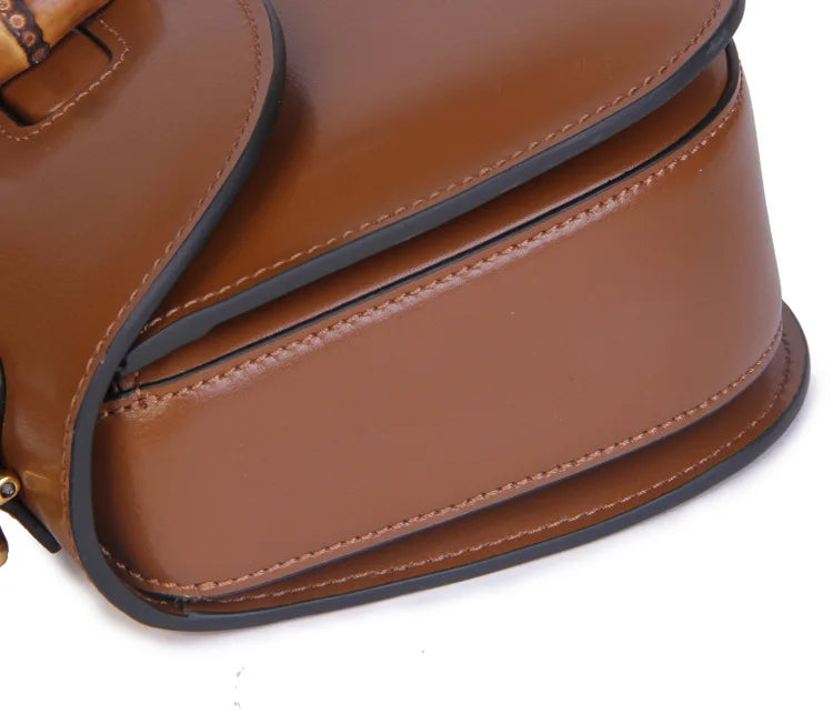 Astor | Borsa in pelle con manico in bambù