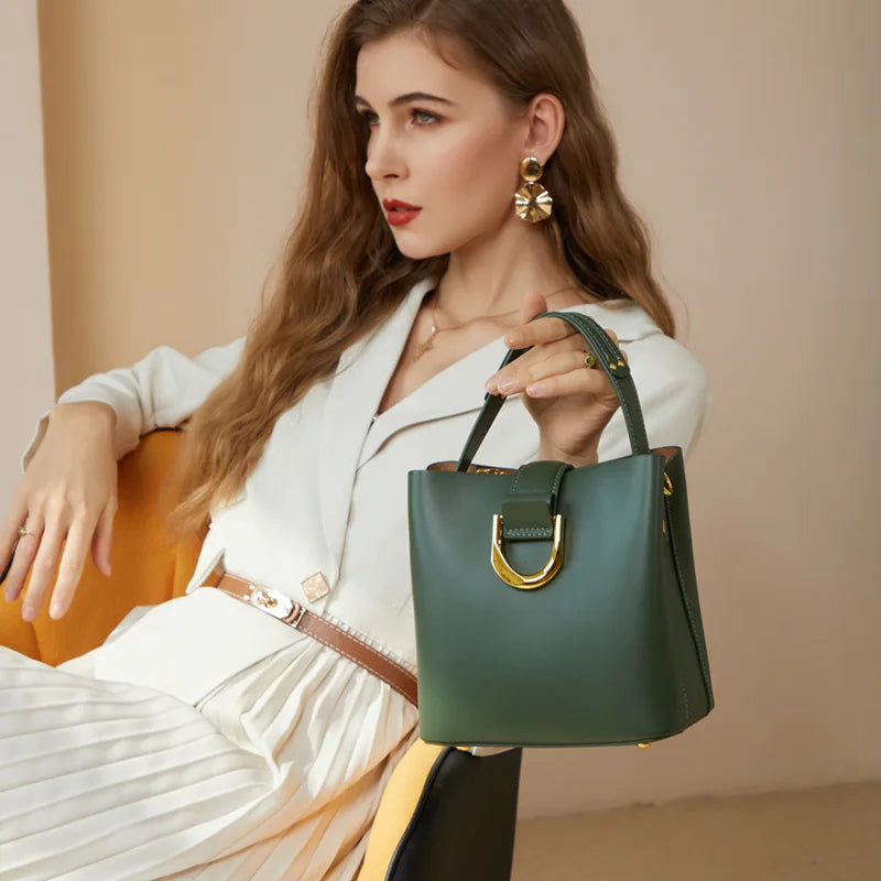 Bella | Borsa a secchiello in pelle