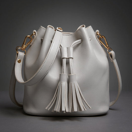Brenda | Borsa a sacca con coulisse e nappe