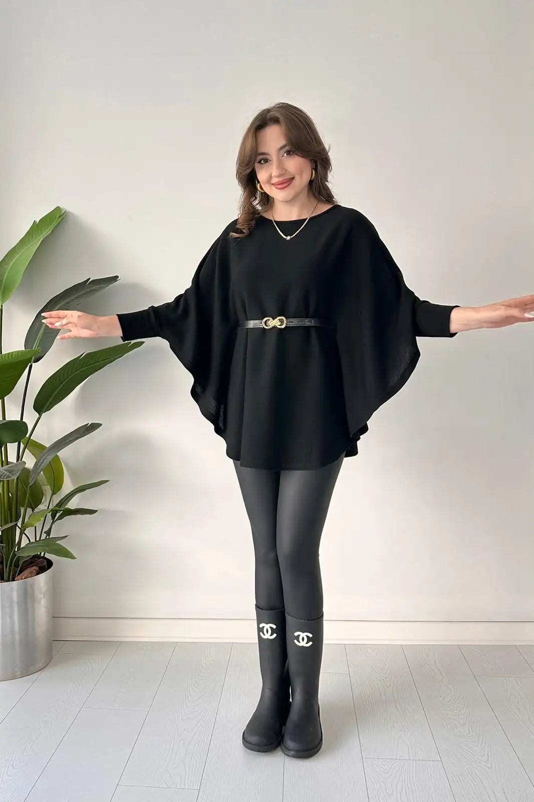 Poncho Paris